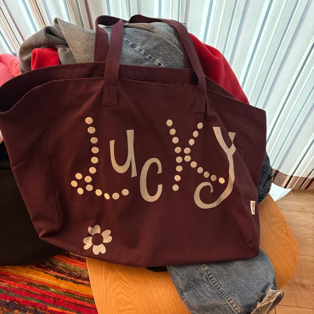 나비버스 lucky tote bag 버건디