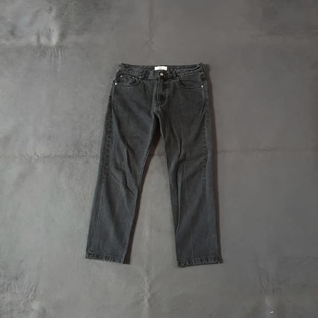 던스트 테일러드 크롭 데님 블랙 L