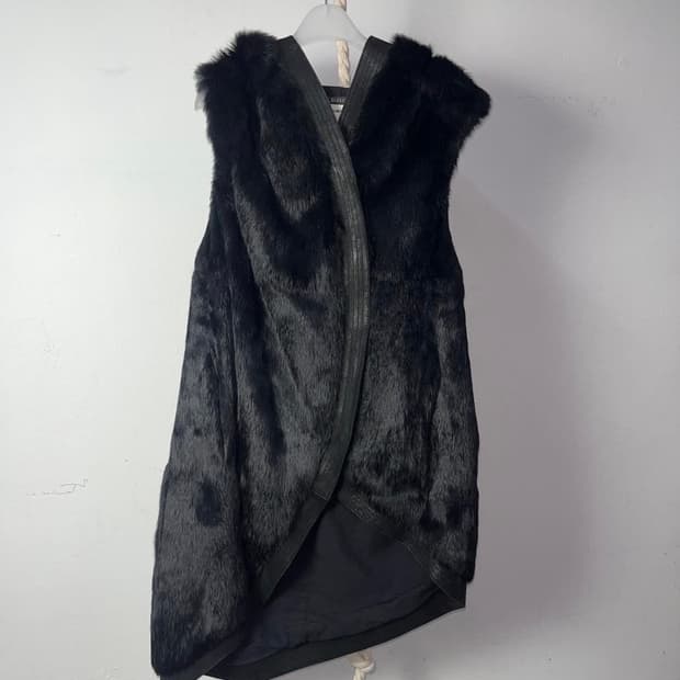 Helmut lang rabbit fur hood jk