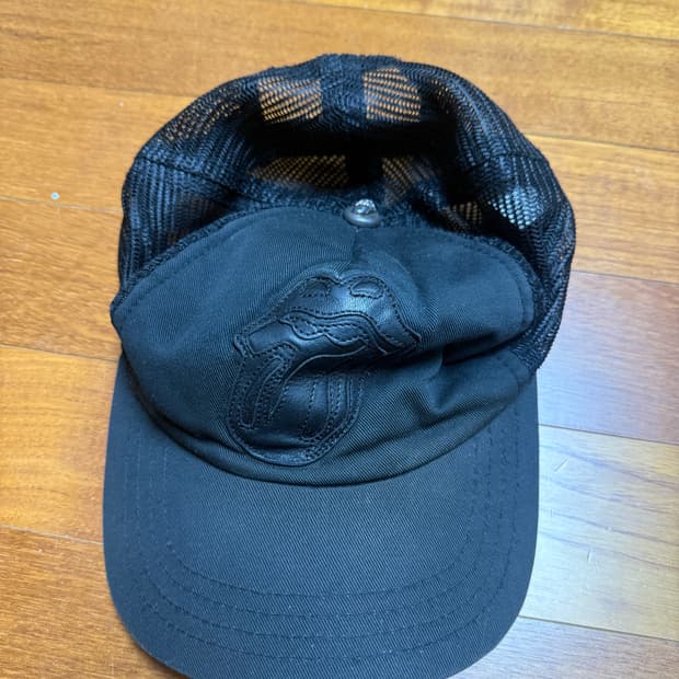 크롬하츠 롤링스톤즈 레더패치 캡