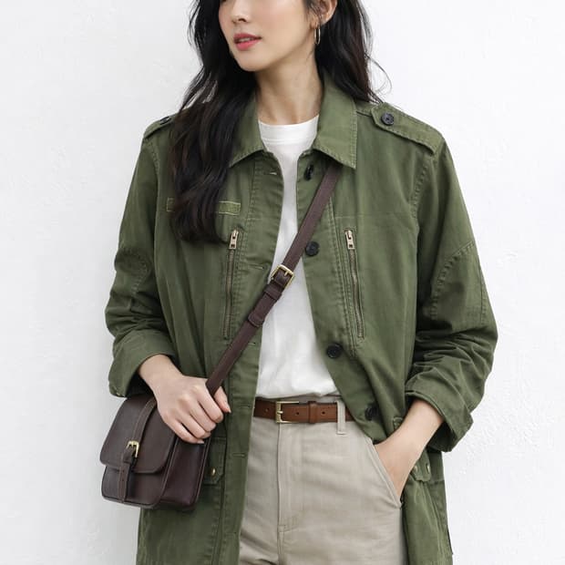 쟈딕앤볼테르 백 자수 별 패치 야상 코트