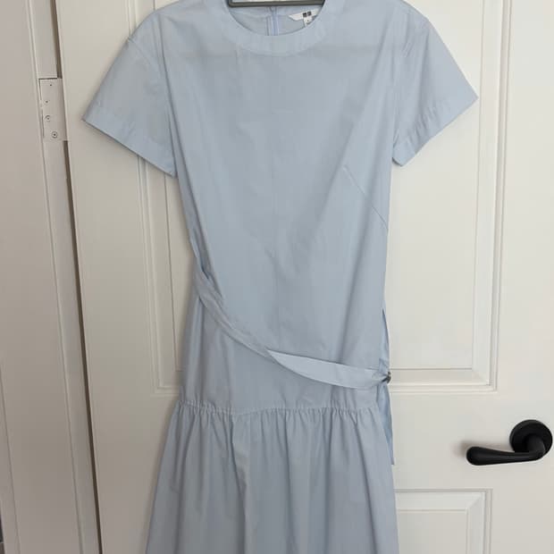 유니클로 벨티드 원피스 