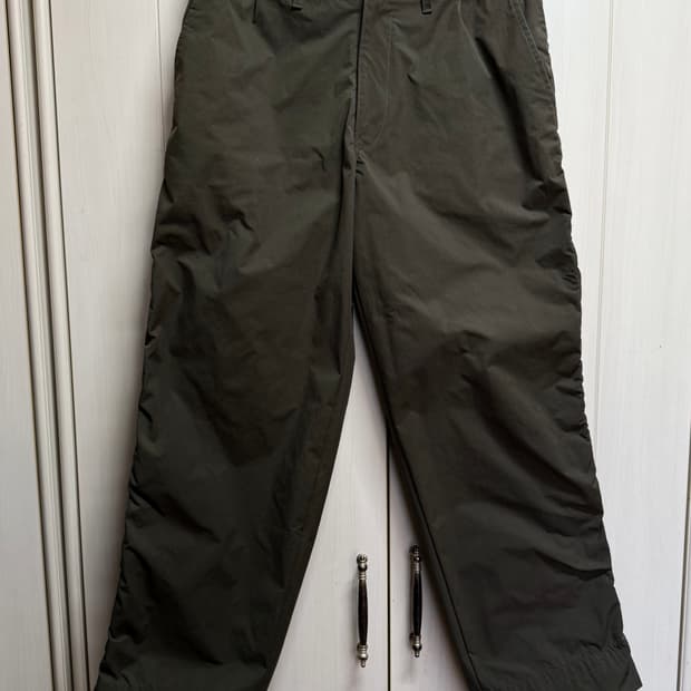 컬러비콘 퍼커링 팬츠