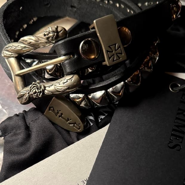 Classique Ceinture Cloutée 85