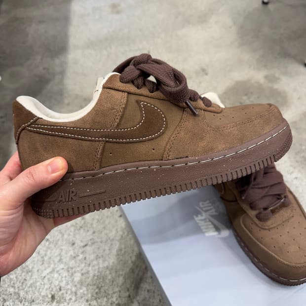 나이키 여성에어포스 1 07 PQ 8901 259