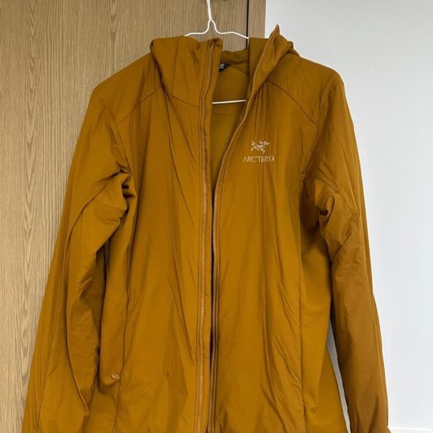 아크테릭스 아톰 후디 여성 S/P 머스타드