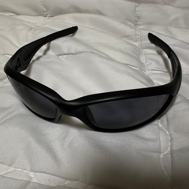 오클리 스트레이트 자켓 2.0 매트 블랙