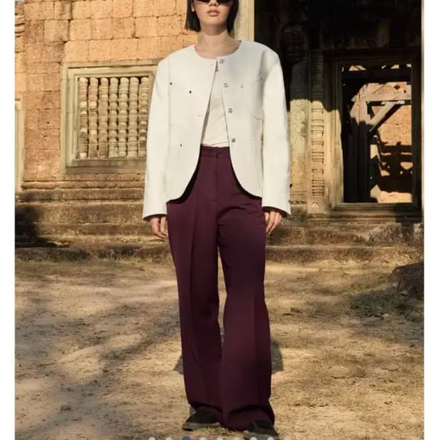 STU Woman's Round Neck Blazer Cream