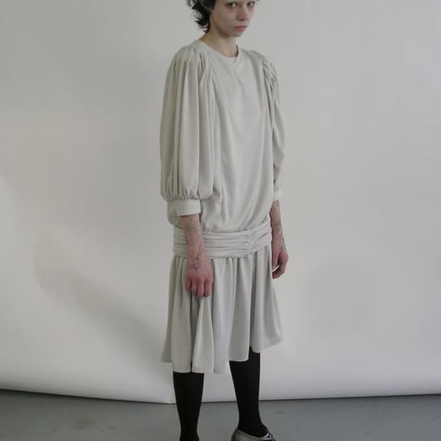 에옹쓰 eonts 아르누보 드레스 세이지그린