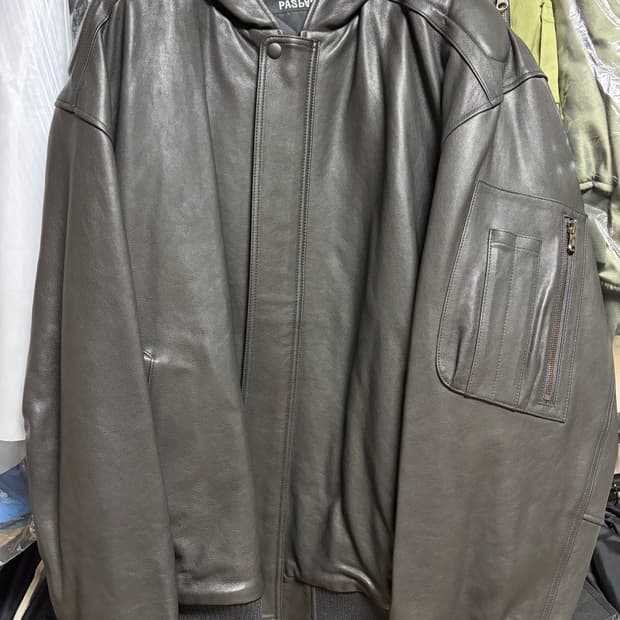 아워파스 033 레더 봄버 자켓