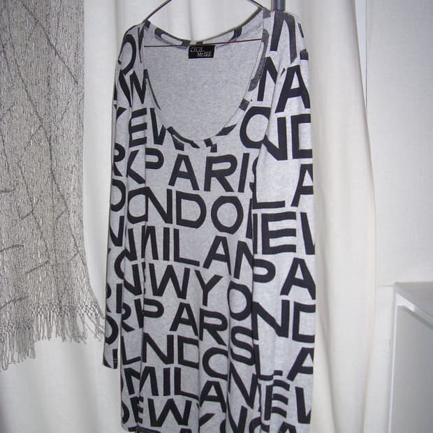 31 grey printing one-piece