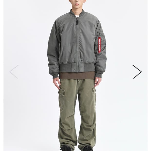 알파인더스트리 ma-1 플라이트 자켓 필드그레이 색상 XL 팝니다