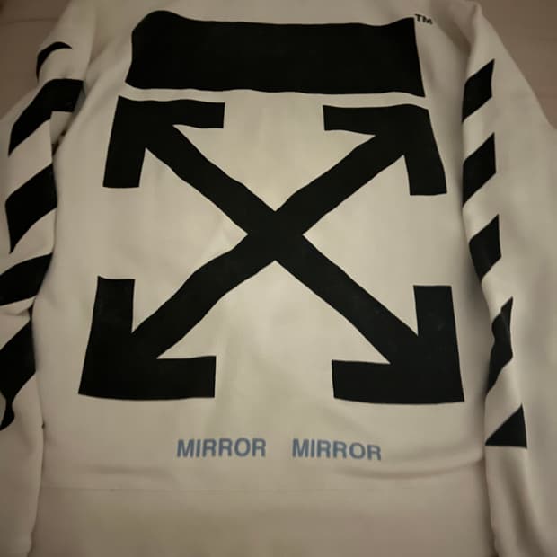 [M size] 오프화이트 카라바조 후드티