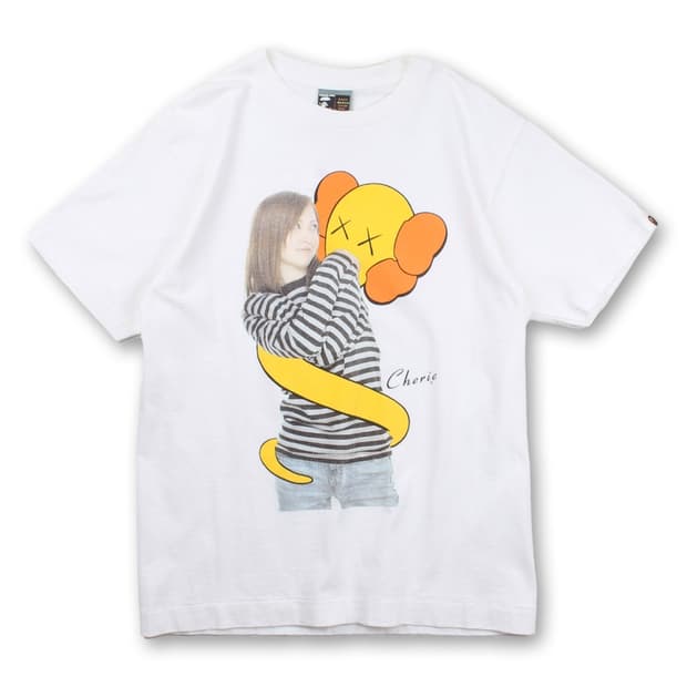2002 A BATHING APE X KAWS (M)