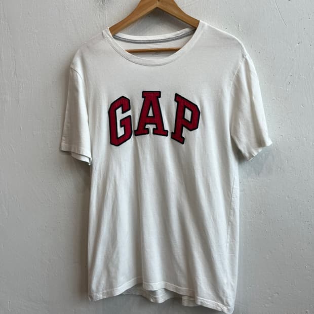 GAP 갭 아플리케 로고 반팔 티셔츠