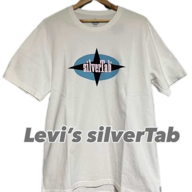 리바이스 실버탭 반팔 티셔츠