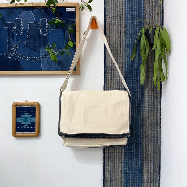 JPN Messenger School Bag