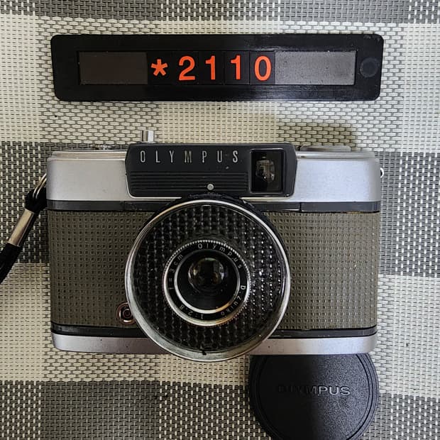 올림푸스 펜 EE 하프 필름카메라