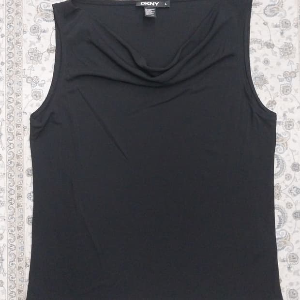 DKNY 나시 블라우스 