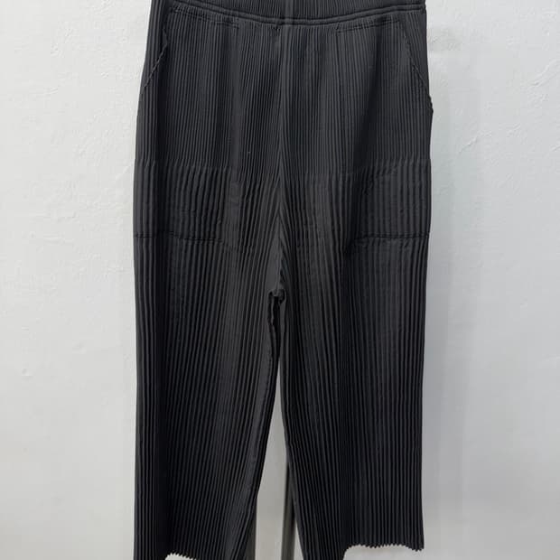 새제품) 플리츠미 25ss 팬츠 M(55-77)