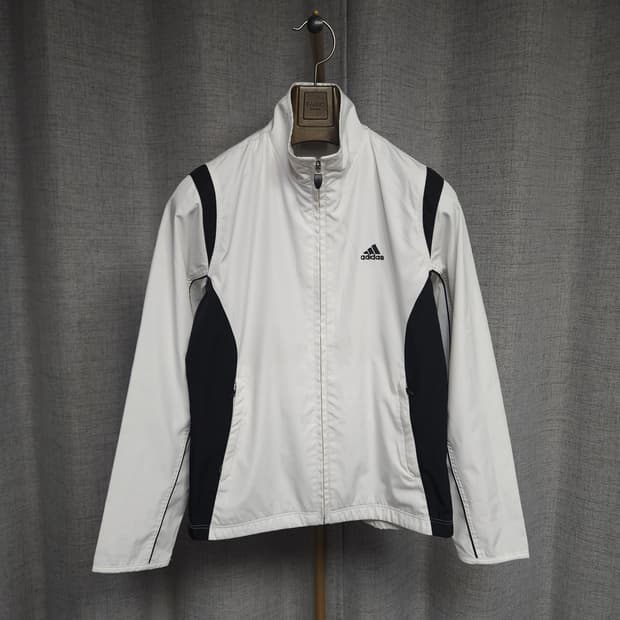 90 ) 아디다스 여성 퍼포먼스 런닝 바람막이