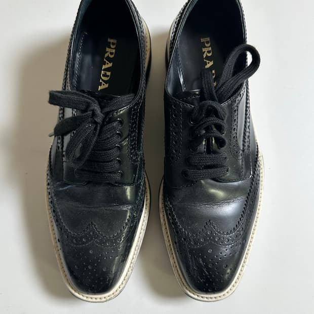 프라다 클리퍼 35