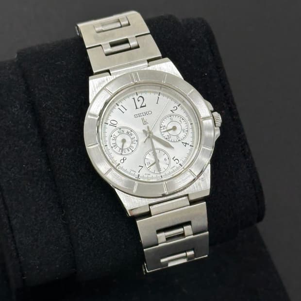 세이코 루키아 멀티핸즈 쿼츠 시계