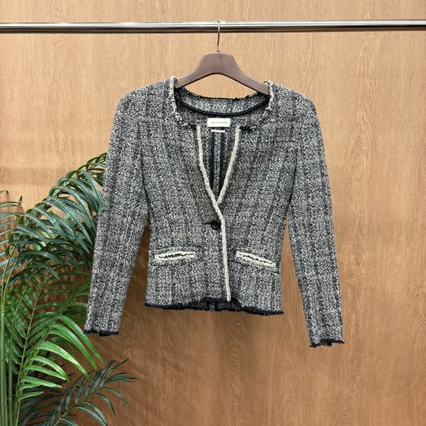 이자벨마랑 에뚜왈 브이넥 크롭 트위드 자켓 프린지 디테일 블랙 아이보리