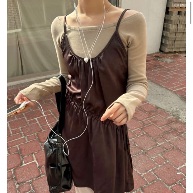 데일리쥬 센텐스 언발 스트링 레이어드 끈 원피스