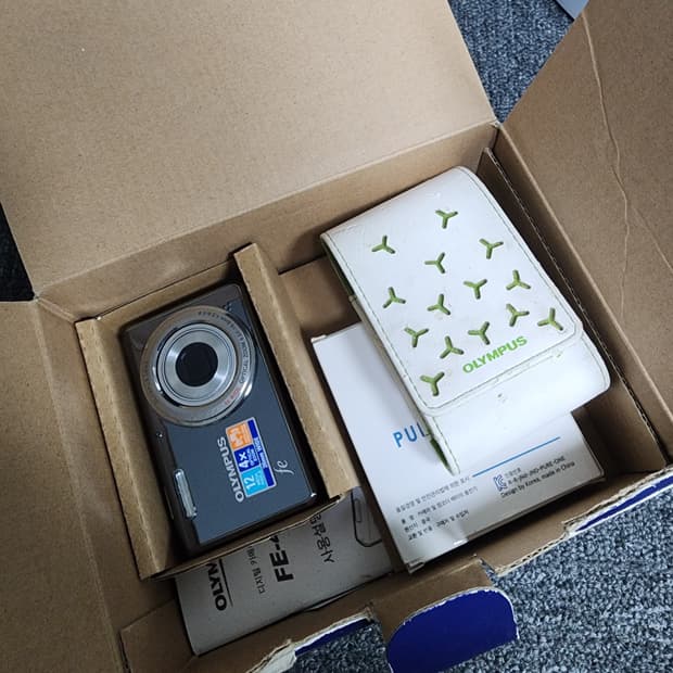 올림푸스 FE-4000 디지털 카메라 빈티지 디카