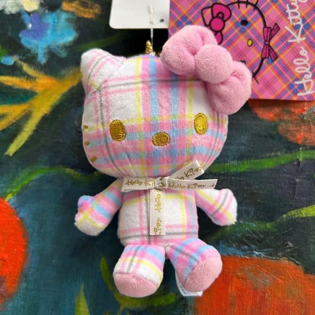 last one/SANRIO HELLO KITTY PLAID PATTER