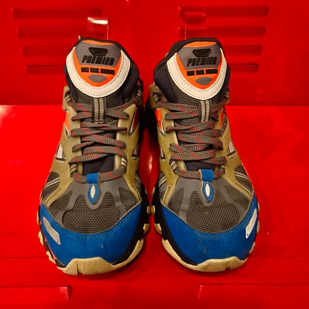 리복(Reebok) DMX 트레일 쉐도우
240size
