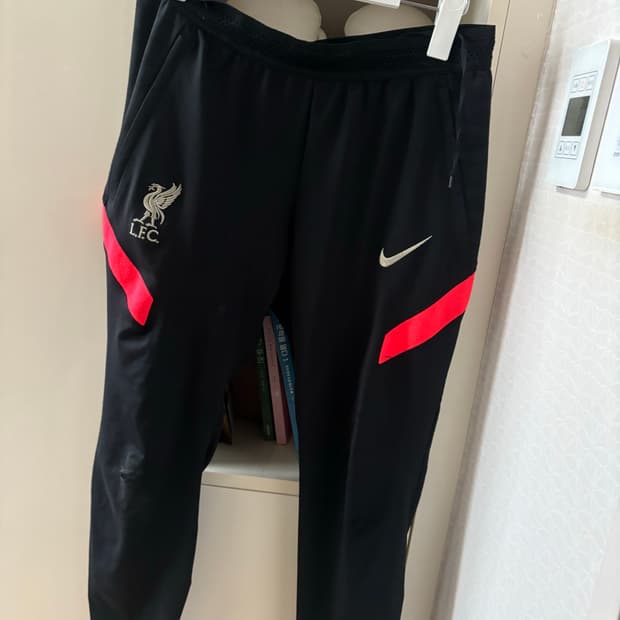리버풀 트레이닝복 하의 