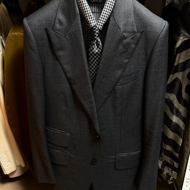 (명작,강추👍)톰포드 윈저 다크그레이 수트