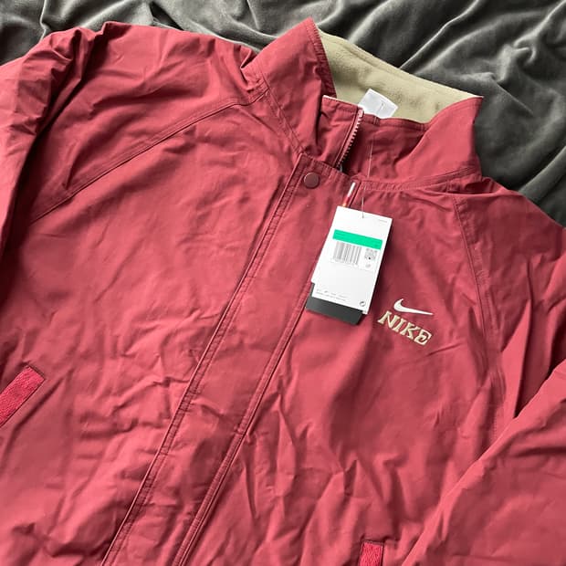 나이키 클럽 LNY 바람막이 자켓 팀 레드 택포 새제품 XL