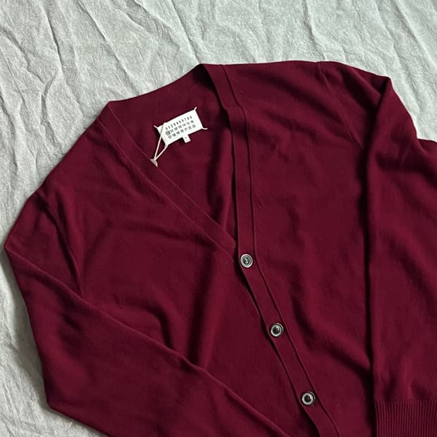 메종 마르지엘라 버건디 울 가디건