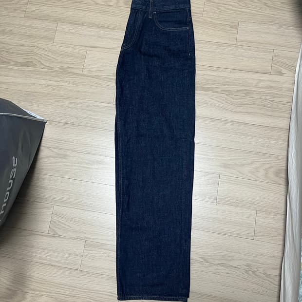 유니클로 jwa 청바지