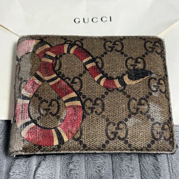 구찌 스네이크 반지갑