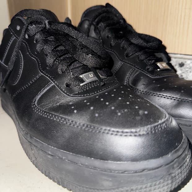 에어포스1 트리플블랙 285