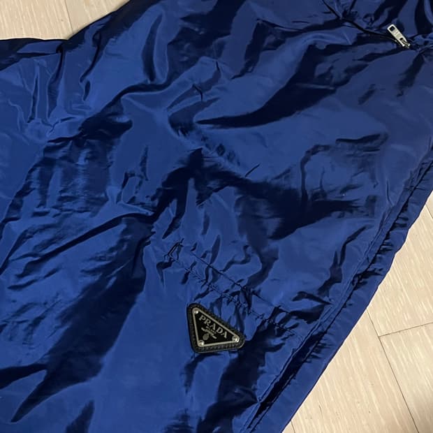 프라다 버뮤다팬츠 판매합니다