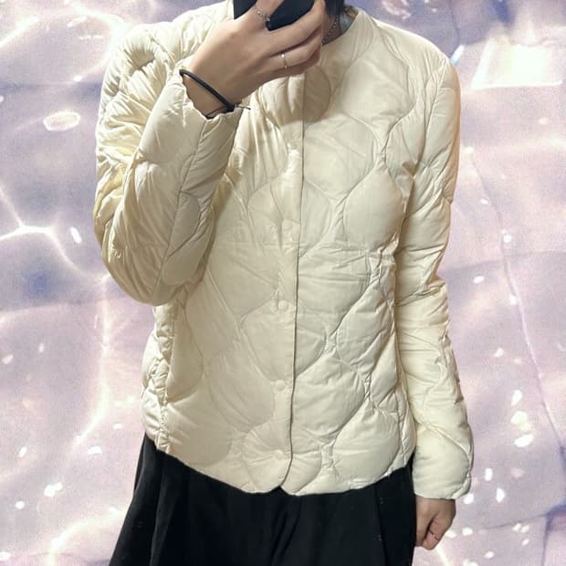 지오다노 퀄팅 구스다운 경량패딩 아이보리 화이트 S 