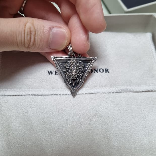 웰스오너 사자 펜던트 목걸이