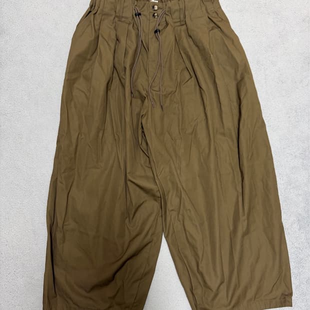 sillage25ss서큘러팬츠