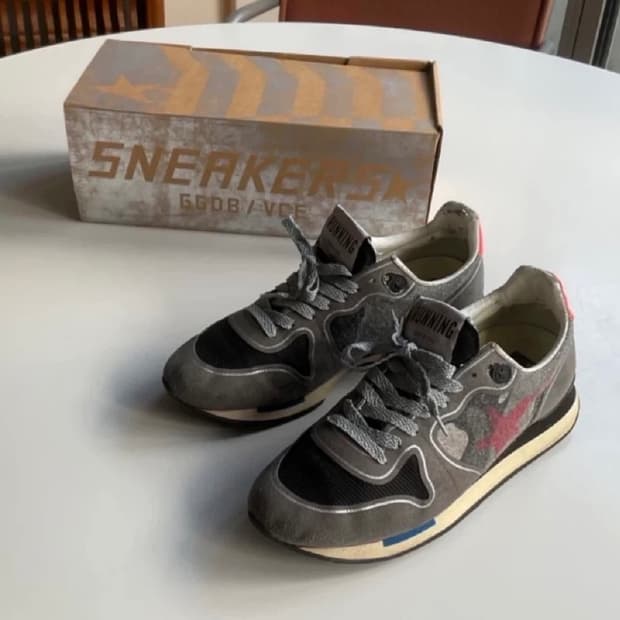 GOLDEN GOOSE 골든구스 러닝 36  