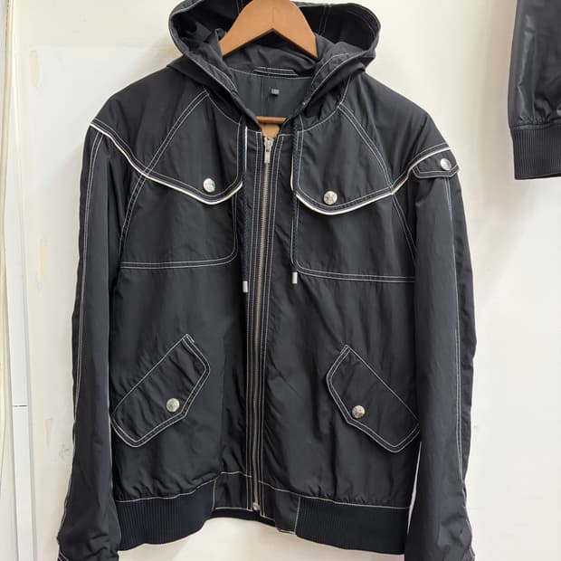 N155. 휴고보스 후드 봄 자켓