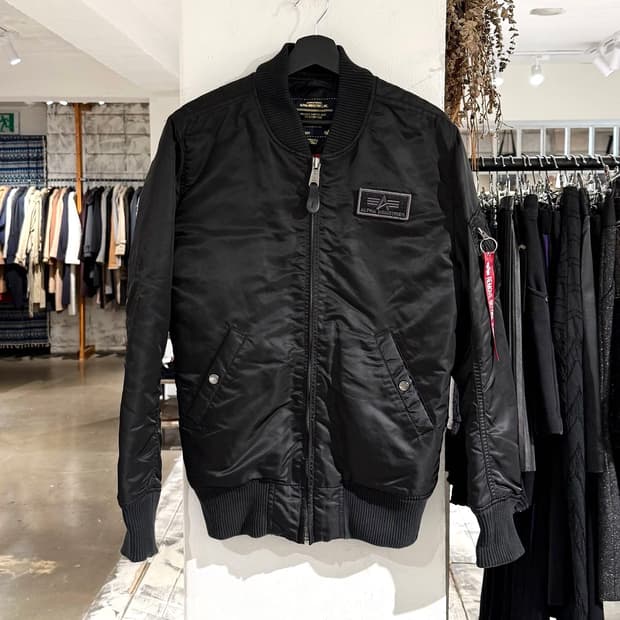 알파인더스트리 블랙 MA-1 디-텍 나일론 봄버 자켓