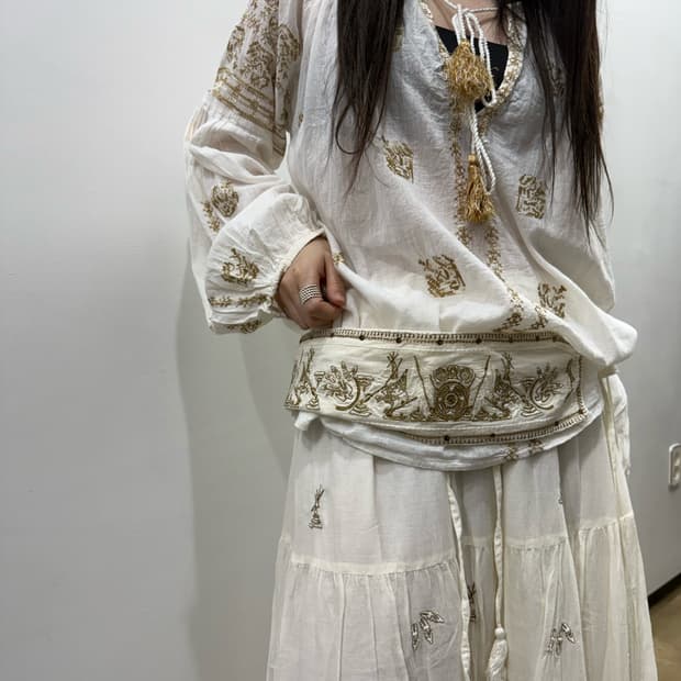 GOA 보헤미안 무드 블라우스