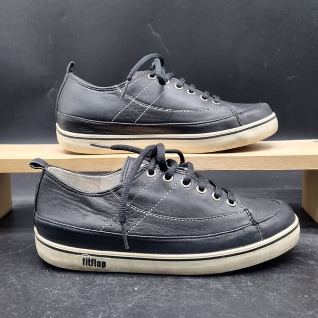 핏플랍 블랙 가죽 스니커즈 225