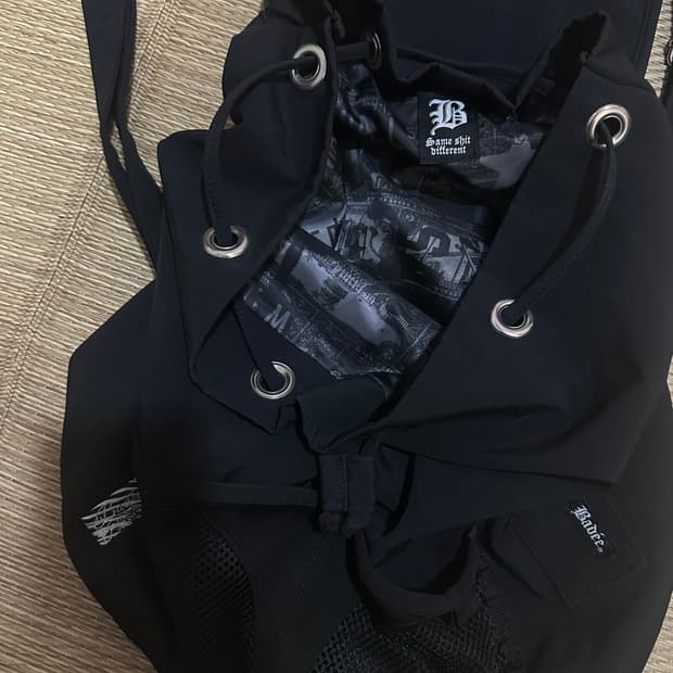 배디 비키니 백팩 블랙