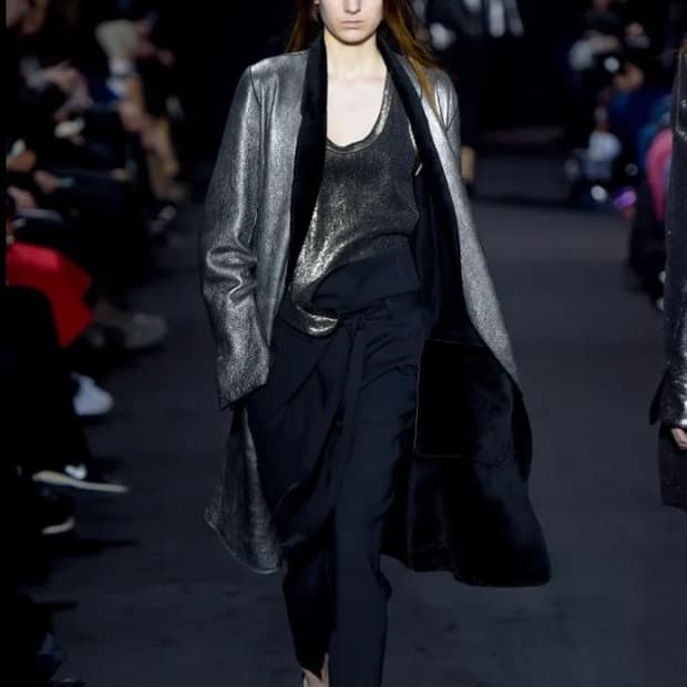 앤드뮐미스터 FW16 블랙 드레이프 롱 코트